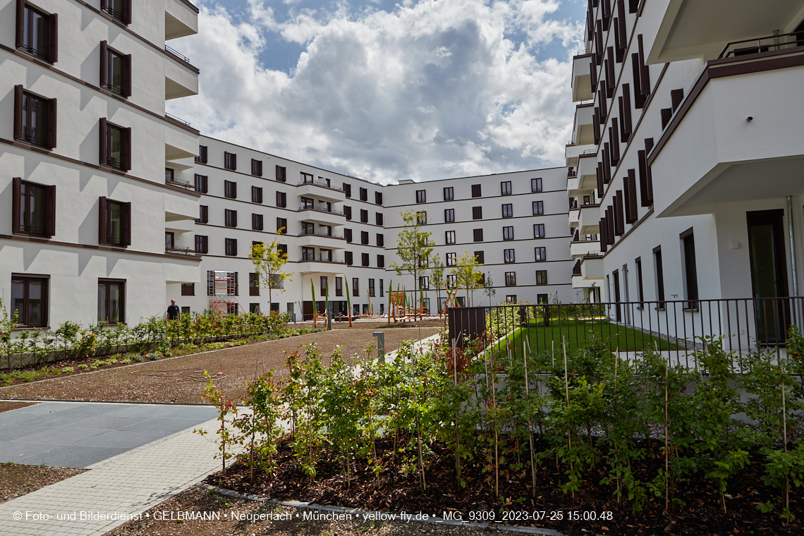 25.07.2023 - Rundgang im Alexisquartier in Neuperlach
